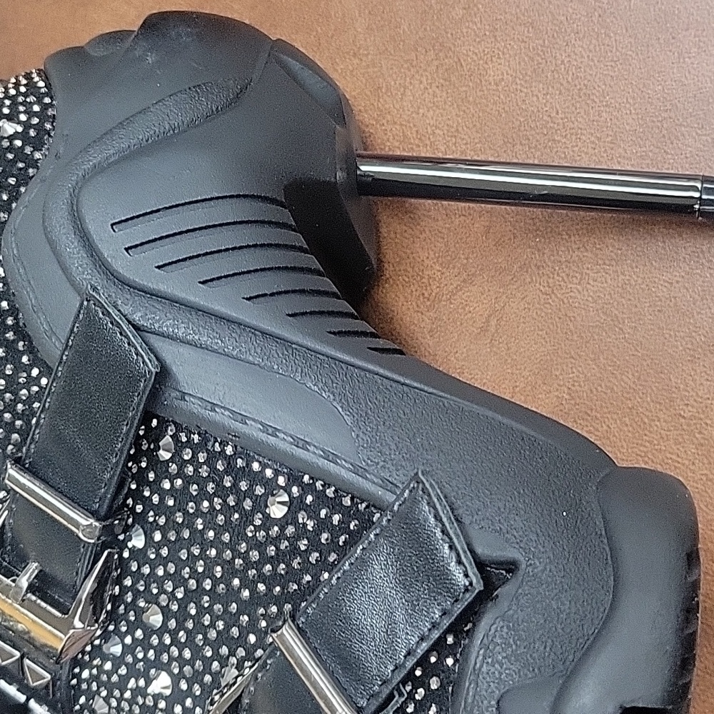 SOLD 🚨AZALE A WANG Black Studded Women's High Heel Boots - Picture 4 of 8